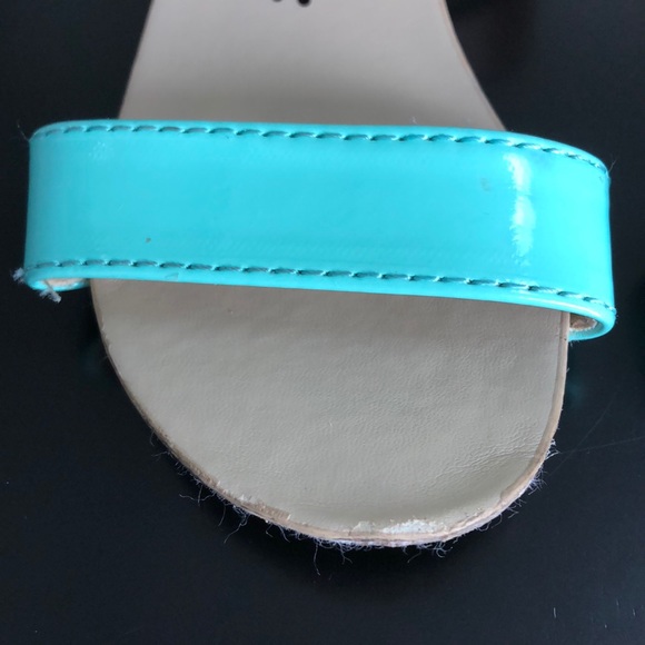 Size 8 Old Navy Sandal - Picture 3 of 6